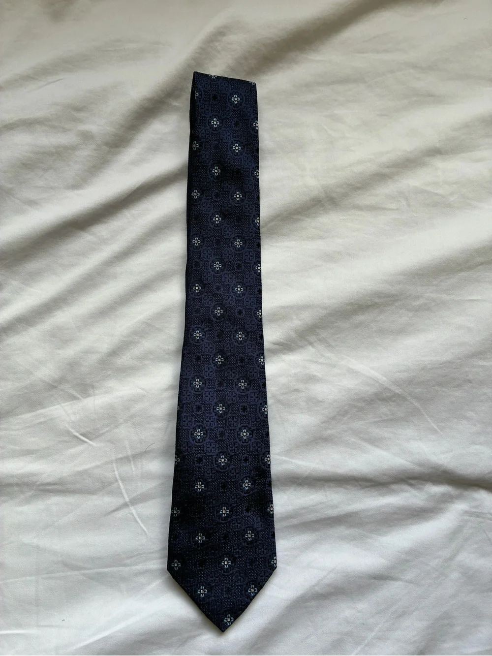 Saks Fifth Avenue Navy Blue Floral Geometric Men's Tie